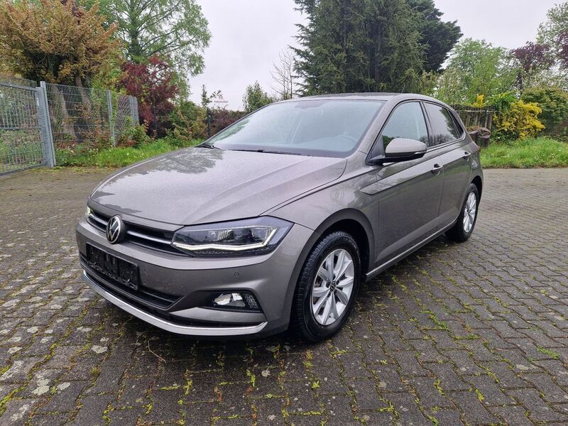 Limestone grey metallic Gebraucht 2020 VW Polo Highline Kleinwagen | 19.950 € (Fairer Preis) - Bild 1/4