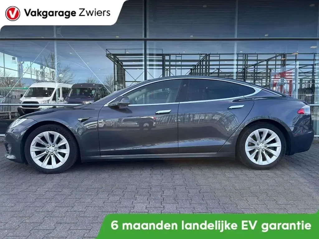 Second-hand Tesla Model S 244 kW (333 CP) 2017 Gri Hatchback