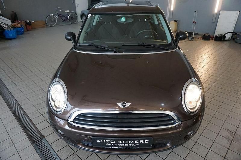 Braun Gebraucht 2009 Mini One Clubman Kombi | 2.980 € (Guter Preis) - Bild 1/4