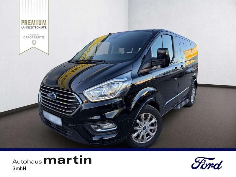 Gebraucht Ford Tourneo Titanium 131 PS (96 kW) 2021 Agate black Van / Kleinbus