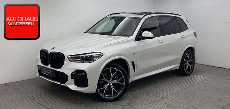 Mineralweiss metallic Gebraucht 2022 BMW X5 M M Sport SUV | 56.700 € (Superpreis) - Bild 1/4