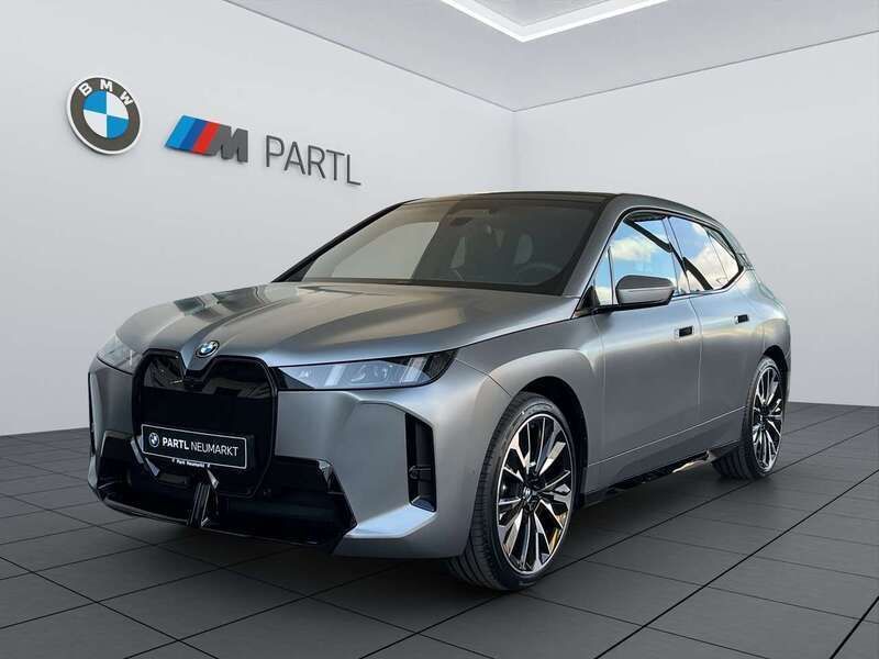 Bmw individual frozen pure gre Neu 2025 BMW iX M Sport SUV | 103.900 € (Etwas zu teuer) - Bild 1/4