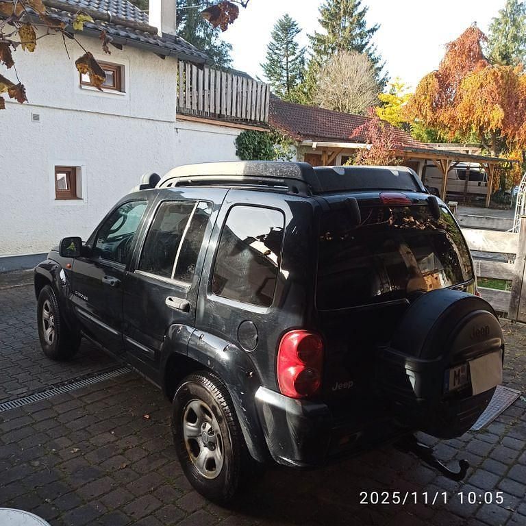 Schwarz Gebraucht 2004 Jeep Renegade SUV | 3.100 € - Bild 1/4