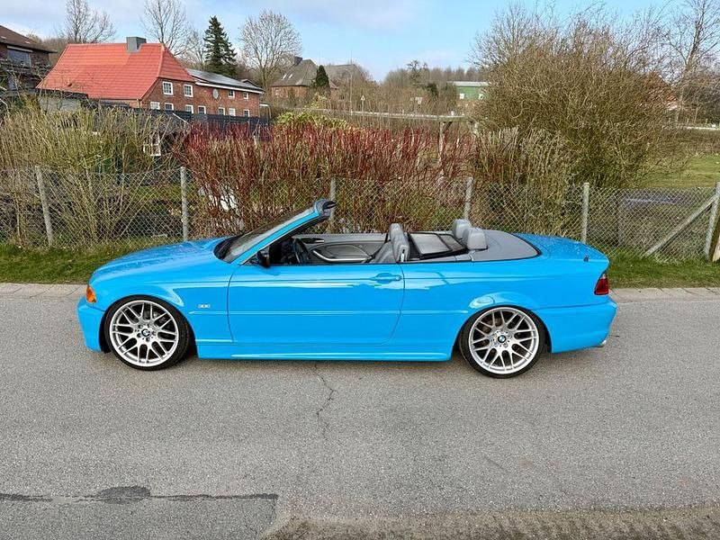 Gebraucht BMW 325 Cabriolet Performance 192 PS (141 kW) 2001 Blau Cabrio
