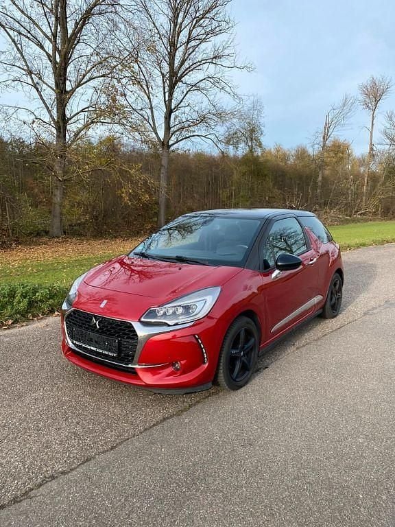 Gebraucht Citroën DS3 131 PS (96 kW) 2016 Rot Kleinwagen