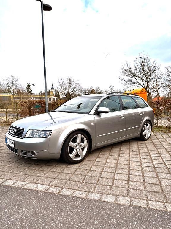 Usata Audi A4 Performance 131 CV (96 kW) 2001 Grigio Station wagon