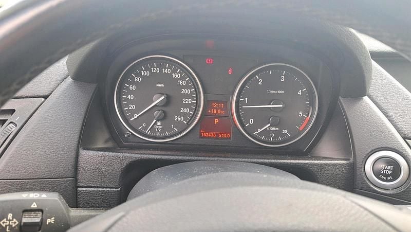 Grau Gebraucht 2011 BMW X1 SUV | 6.200 € (Superpreis) - Bild 1/4