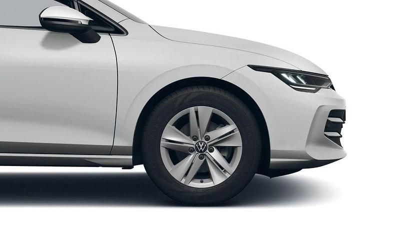 Gebraucht VW Golf VIII Life 116 PS (85 kW) 2025 Weiß Limousine