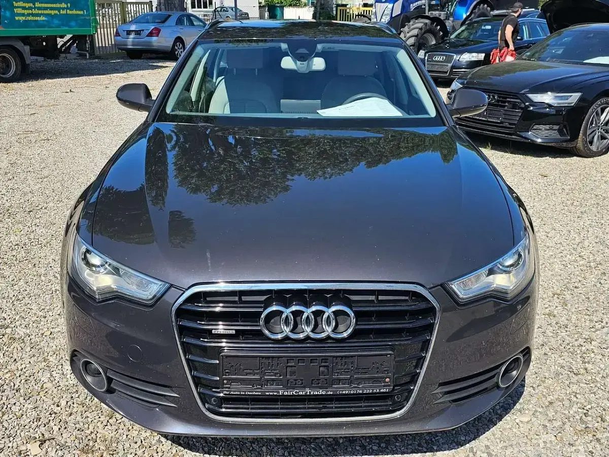 Gebraucht Audi A6 245 PS (180 kW) 2013 Oolonggrau metallic perl Kombi