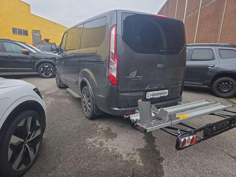 Gebraucht Ford Tourneo Titanium X 185 PS (136 kW) 2020 Grau Van / Kleinbus