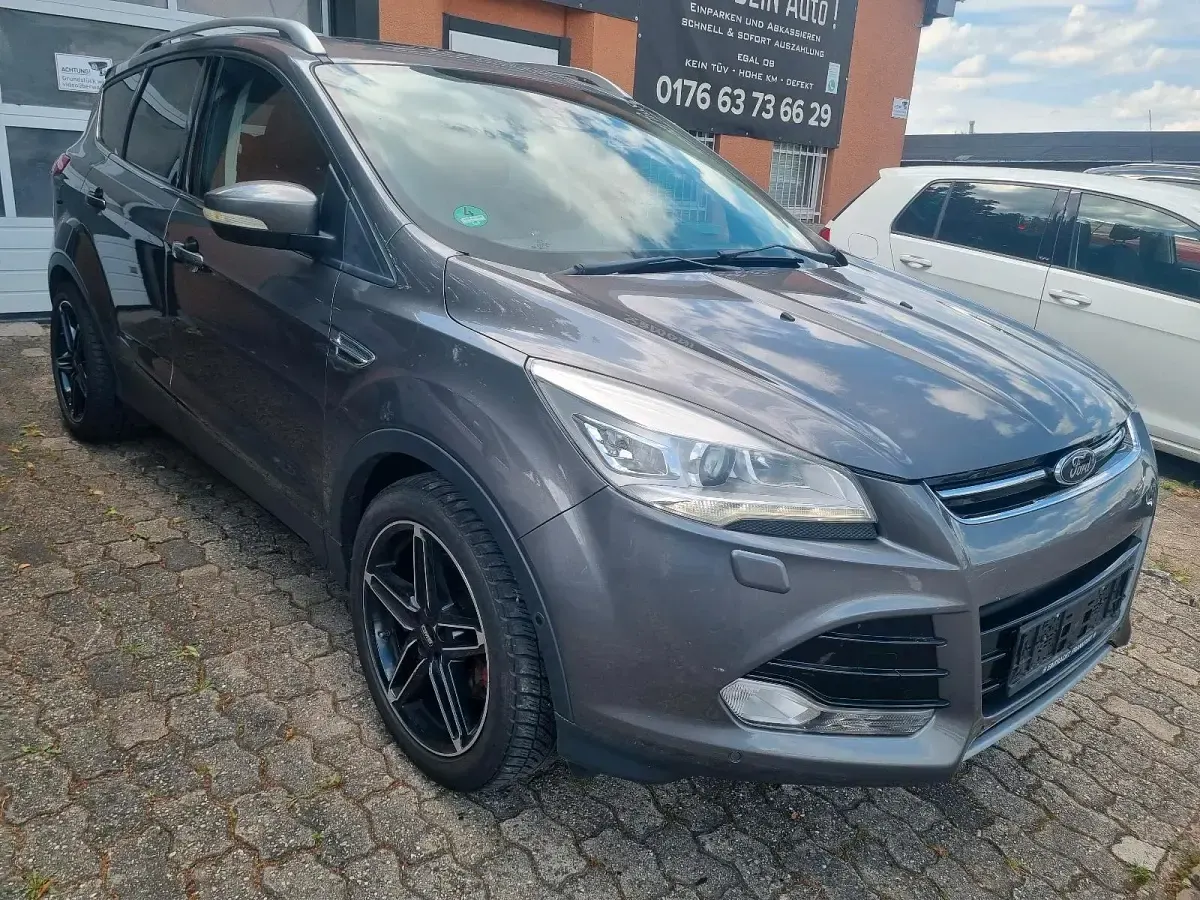 Gebraucht Ford Kuga 182 PS (133 kW) 2013 Grau SUV