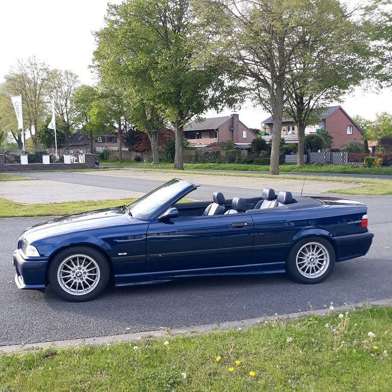 Blau Gebraucht 1996 BMW 328 Cabriolet Sport Line Cabrio | 19.500 € - Bild 1/4