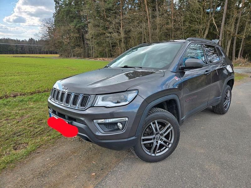 Gebraucht Jeep Compass Trailhawk 170 PS (125 kW) 2020 Grau SUV