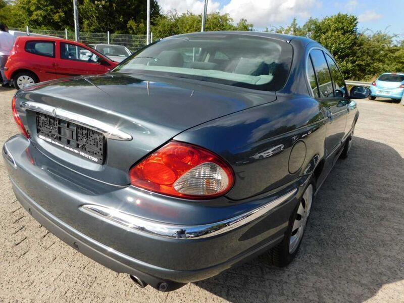 Gebraucht Jaguar X-type 196 PS (144 kW) 2001 Grün Limousine