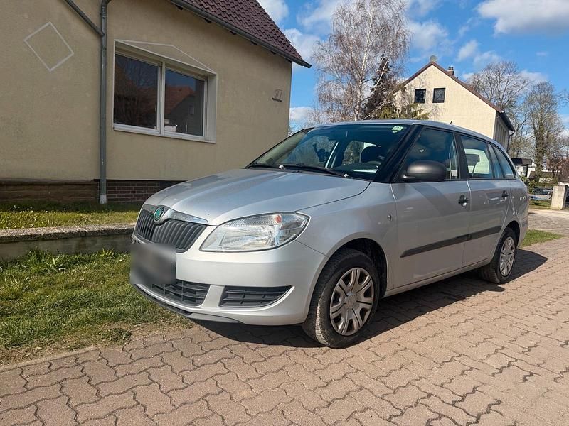 Gebraucht Skoda Fabia 90 PS (66 kW) 2012 Silber Kombi