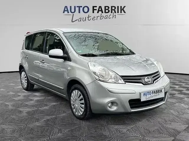 Usata Nissan Note Acenta 110 CV (80 kW) 2011 Argento Monovolume