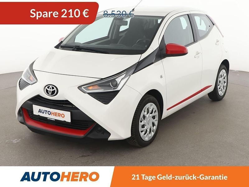 Weiß Gebraucht 2019 Toyota Aygo X-play Kleinwagen | 7.940 € (Fairer Preis) - Bild 1/3