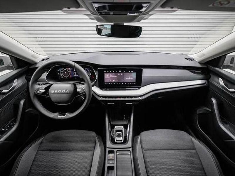 Neu Skoda Octavia Selection 150 PS (110 kW) 2025 Stahl grau uni (m3) Kombi