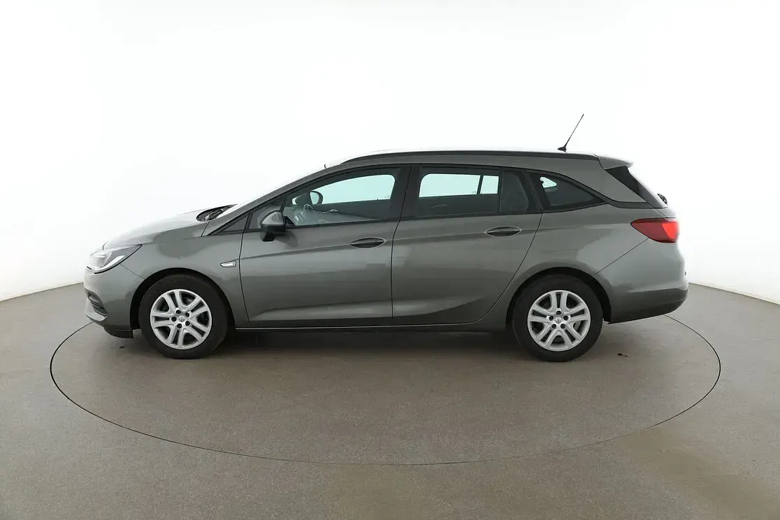 Gebraucht Opel Astra Edition 105 PS (77 kW) 2020 Grau Kombi