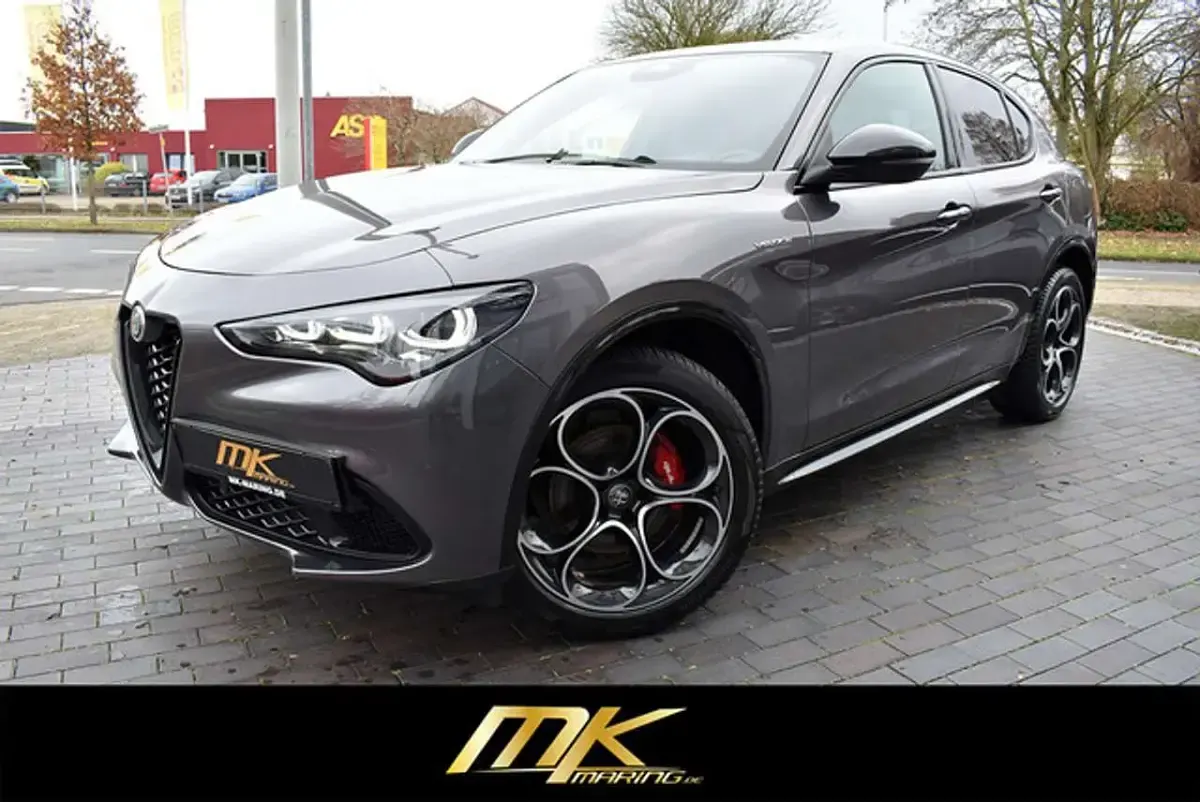 Gebraucht Alfa Romeo Stelvio Veloce 280 PS (205 kW) 2024 Grigio vesuvio, metalli (metallic) SUV