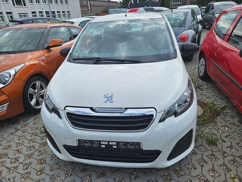 Gebraucht Peugeot 108 Access 69 PS (50 kW) 2016 Weiß Kleinwagen