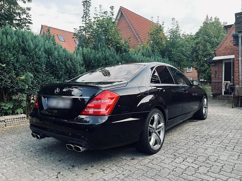 Schwarz Gebraucht 2007 Mercedes S63 AMG Limousine | 13.000 € - Bild 1/4