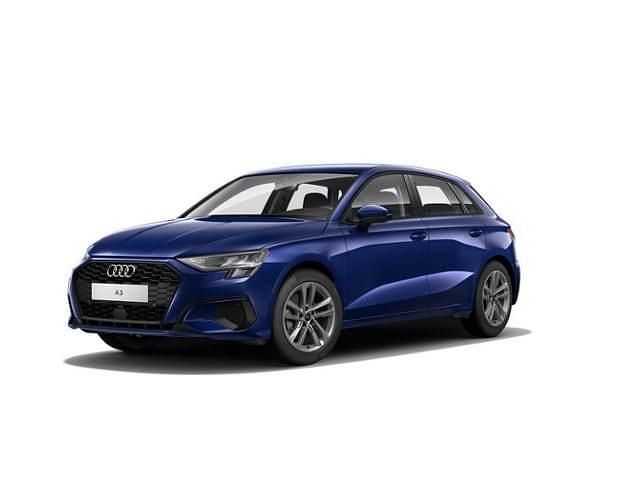 Gebraucht Audi A3 Ambiente 110 PS (80 kW) 2021 Navarrablau metallic Limousine