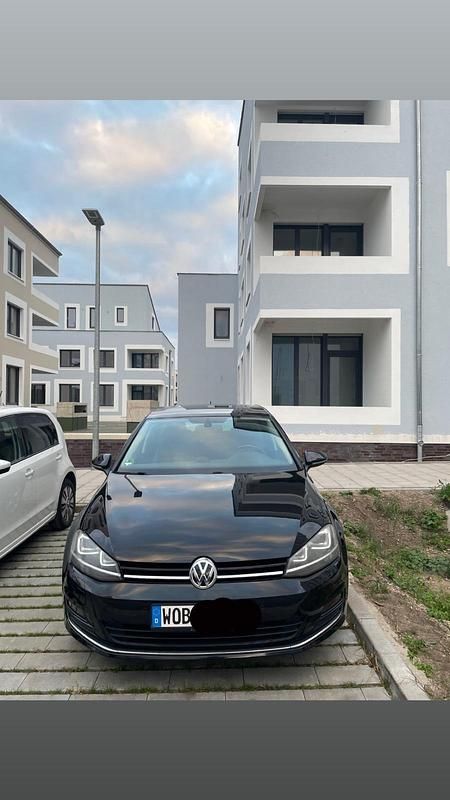 Schwarz Gebraucht 2014 VW Golf VII Highline Kleinwagen | 8.500 € (Guter Preis) - Bild 1/4