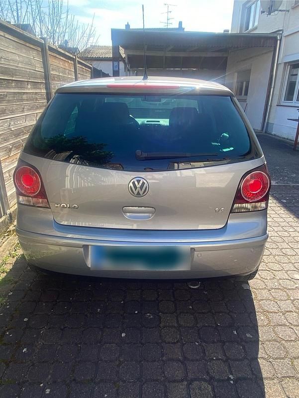 Gebraucht VW Polo 80 PS (58 kW) 2009 Grau Kleinwagen