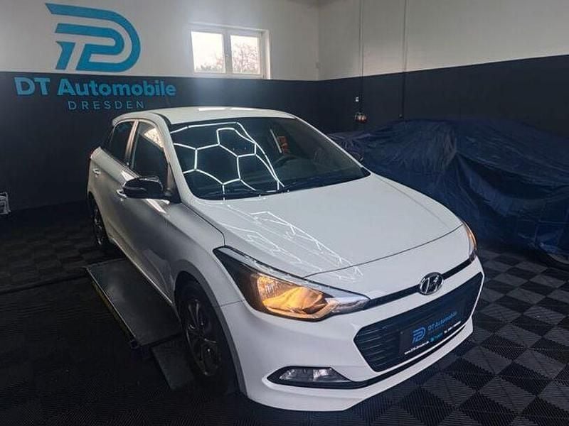 Gebraucht Hyundai i20 Passion 101 PS (74 kW) 2018 Andere Kleinwagen