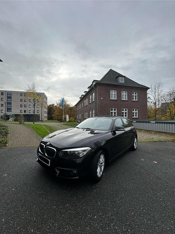 Gebraucht BMW 118 Advantage 136 PS (100 kW) 2017 Schwarz Kleinwagen