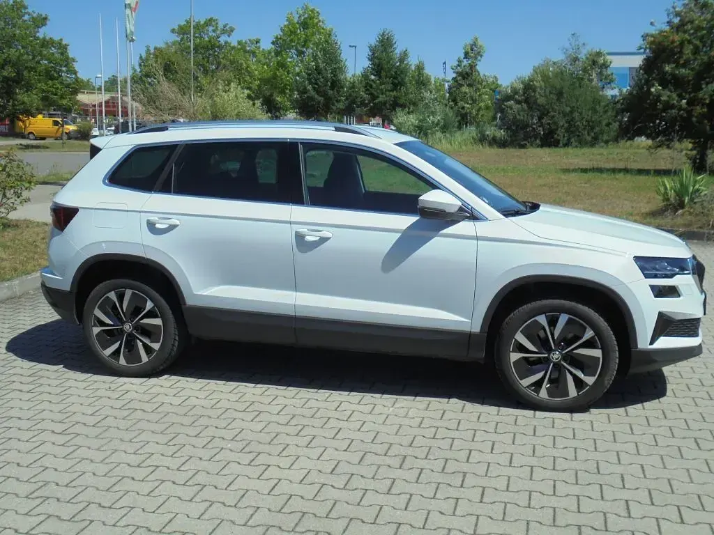 Gebraucht Skoda Karoq Style 150 PS (110 kW) 2023 Weiß SUV