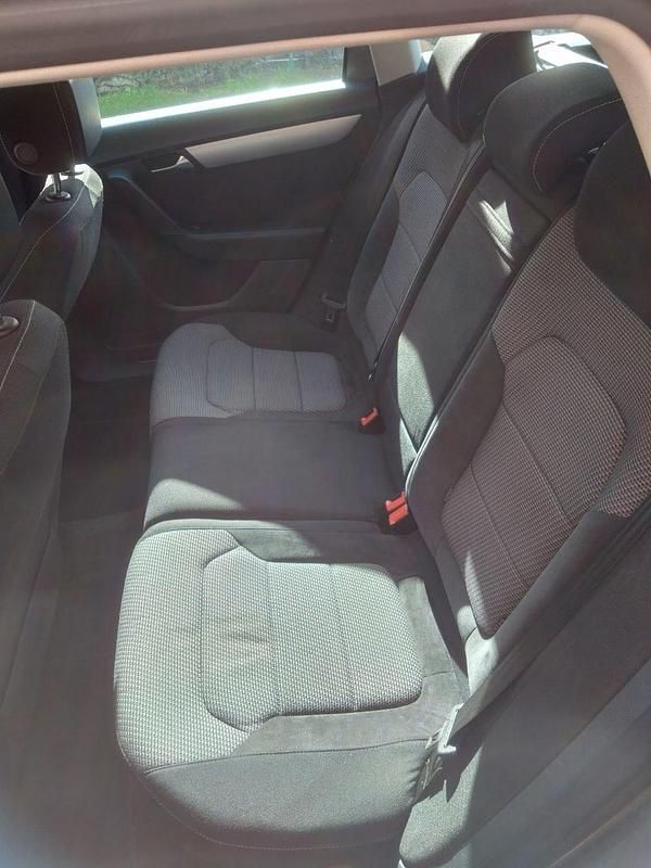 Gebraucht VW Passat Alltrack 140 PS (102 kW) 2012 Silber Kombi