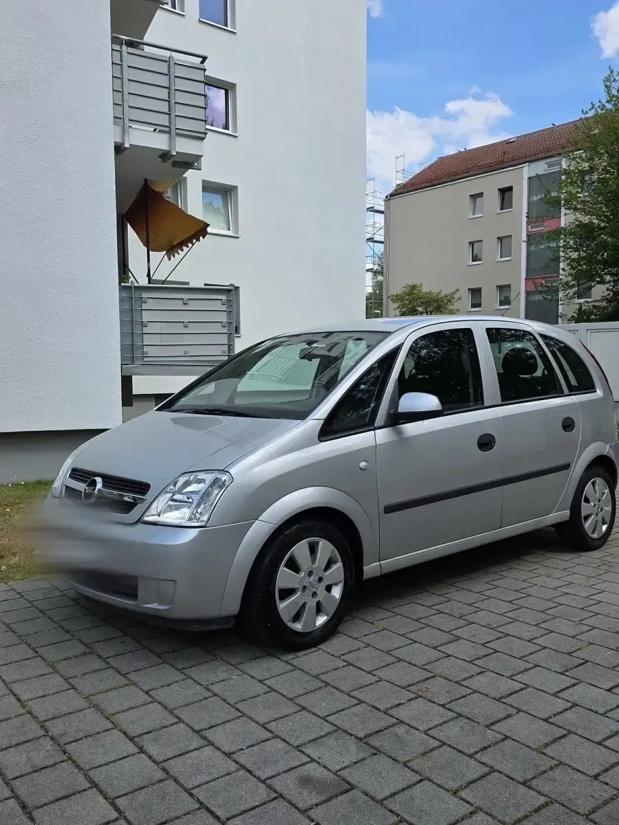 Gebraucht Opel Meriva 125 PS (91 kW) 2004 Silber Van / Kleinbus