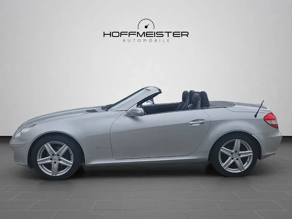 Second-hand Mercedes SLK200 163 CP (119 kW) 2009 Argintiu Cabrio
