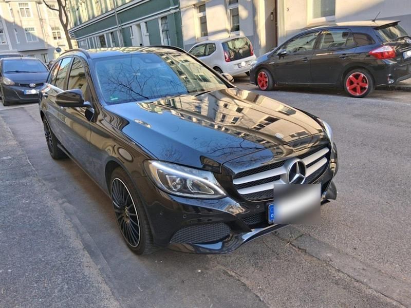 Schwarz Gebraucht 2016 Mercedes C220 Kombi | 9.500 € (Superpreis) - Bild 1/4