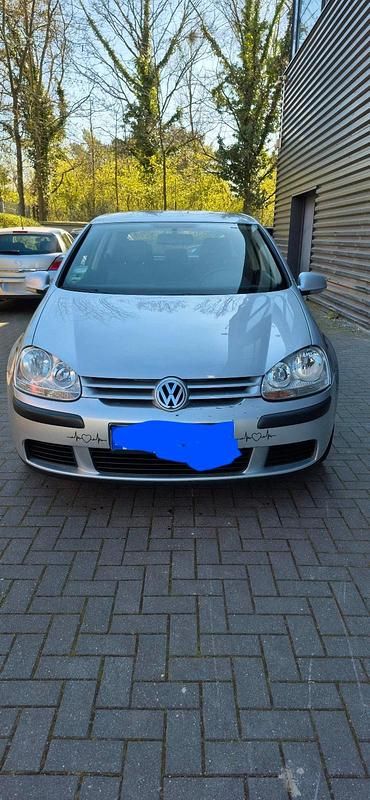 Gebraucht VW Golf IV 75 PS (55 kW) 2005 Silber Kleinwagen
