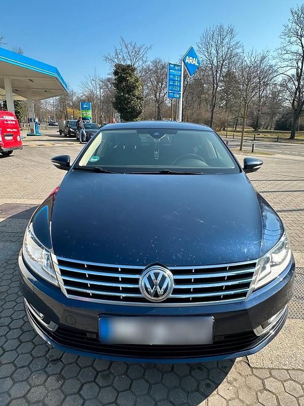 Second-hand VW CC 177 CP (130 kW) 2014 Albastru Berlinǎ