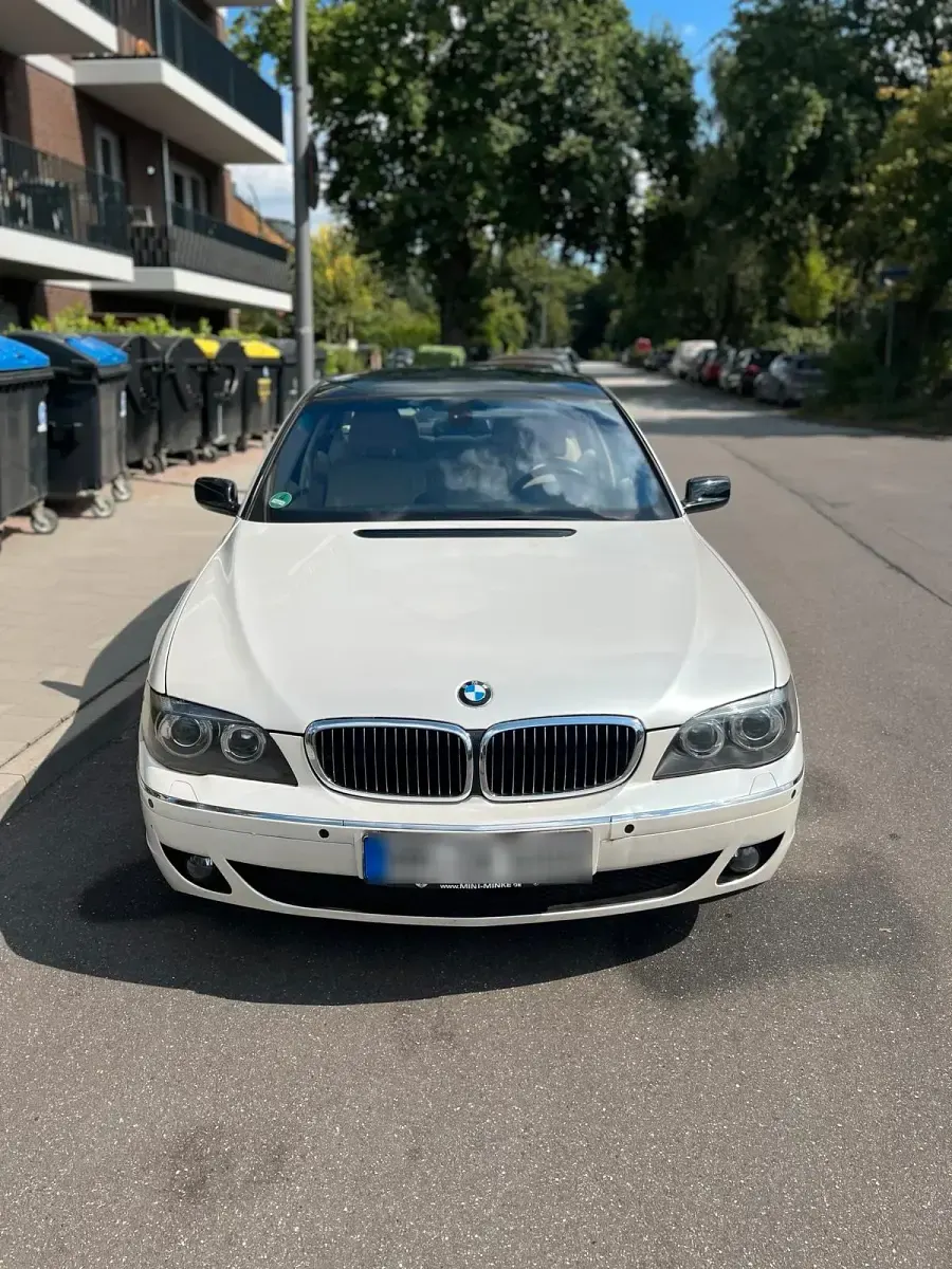 Gebraucht BMW 730 231 PS (169 kW) 2006 Weiß Limousine
