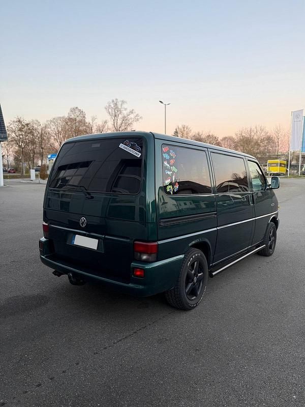 Gebraucht VW Multivan 102 PS (75 kW) 1998 Grün Van / Kleinbus