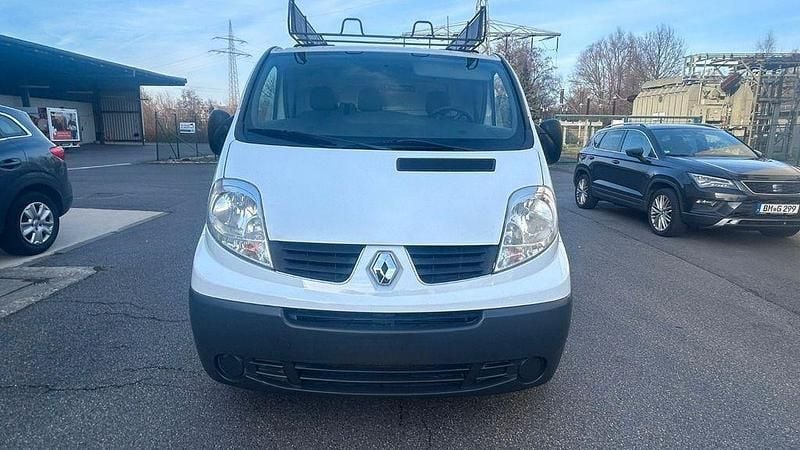 Gebraucht Renault Trafic 90 PS (66 kW) 2013 Weiß Van / Kleinbus