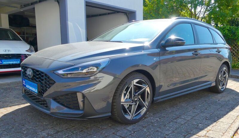 Grau Neu 2025 Hyundai i30 N Line Limousine | 26.690 € (Guter Preis) - Bild 1/4