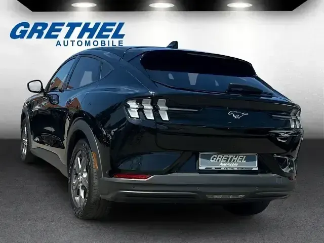Gebraucht Ford Mustang Mach-E 216 kW (294 PS) 2021 Schwarz SUV
