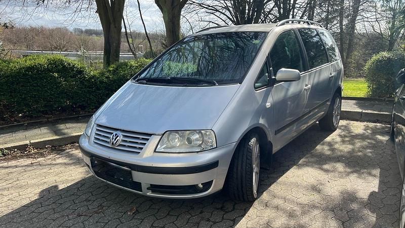 Gebraucht VW Sharan 116 PS (85 kW) 2003 Silber Van / Kleinbus