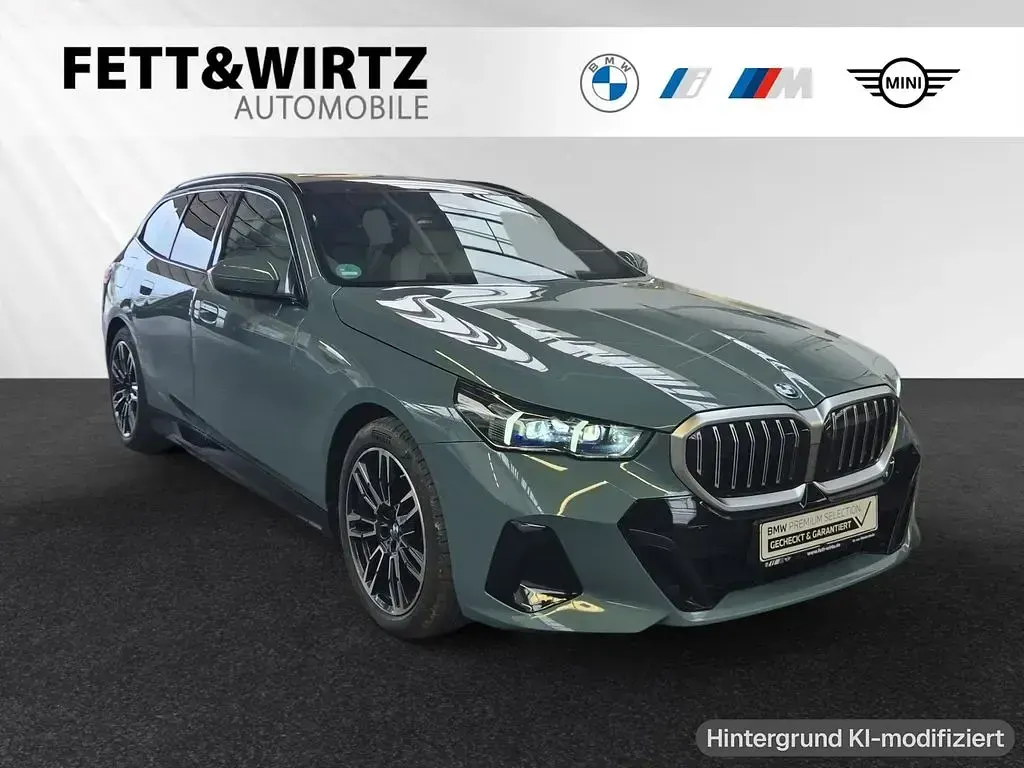 Gebraucht BMW 550e M Sport 489 PS (359 kW) 2026 Kombi