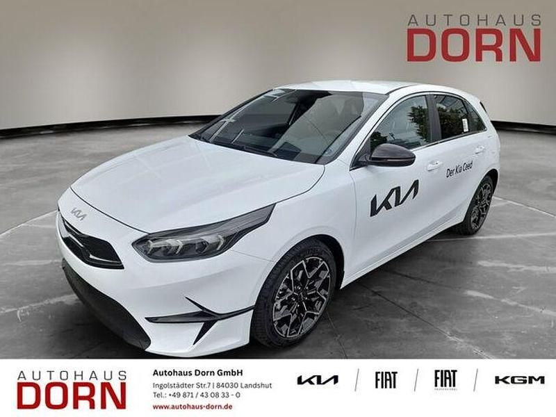 Gebraucht Kia Ceed 101 PS (74 kW) 2024 Weiß Kleinwagen