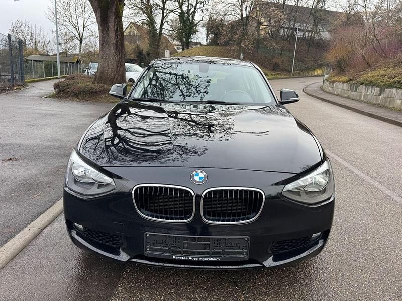 Gebraucht BMW 116 116 PS (85 kW) 2013 Schwarz Kleinwagen
