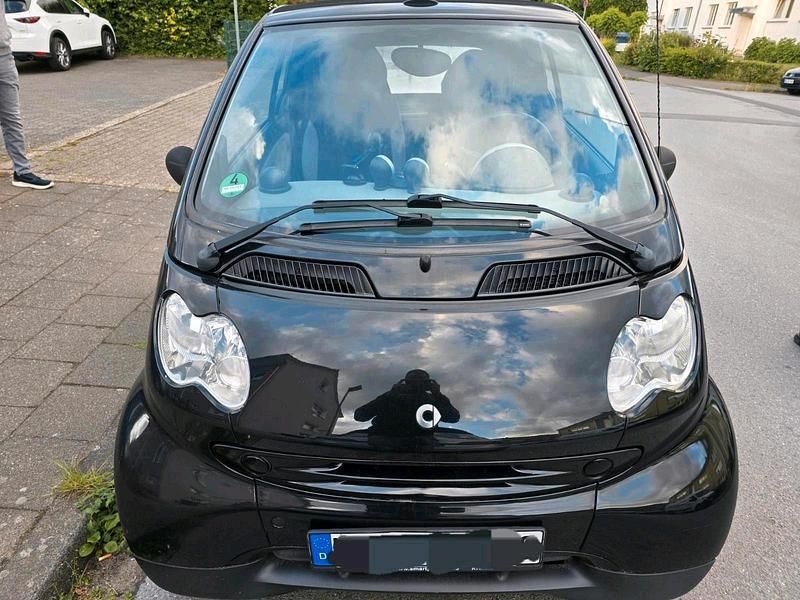 Schwarz Gebraucht 2001 Smart ForTwo Cabrio Cabrio | 1.200 € (Guter Preis) - Bild 1/4