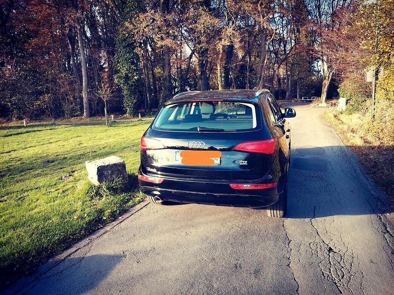 Schwarz Gebraucht 2012 Audi Q5 SUV | 14.300 € - Bild 1/4