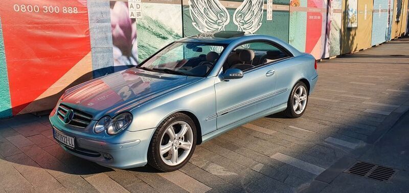 Blau Gebraucht 2003 Mercedes CLK200 | 7.600 € - Bild 1/4